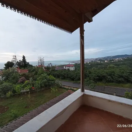 Yildizli Deniz Manzarali Dublex Villa Trabzon